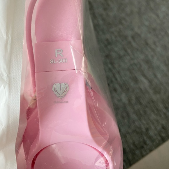 NWT pro gaming headset - Picture 4 of 7